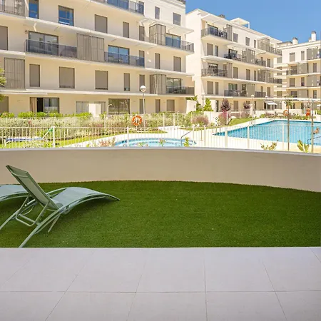 3br Marina Real - Terrace, Pool & Garage Apartment